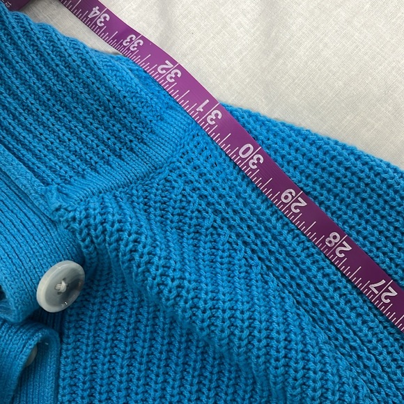 NEW Loft Sweater !!! - Picture 3 of 4